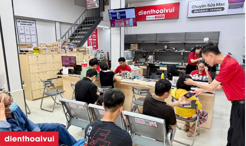 Cửa hàng thay pin iPhone 14 Pro Max chính hãng Vmas ở đâu uy tín, lấy liền lại TPHCM và Hà Nội