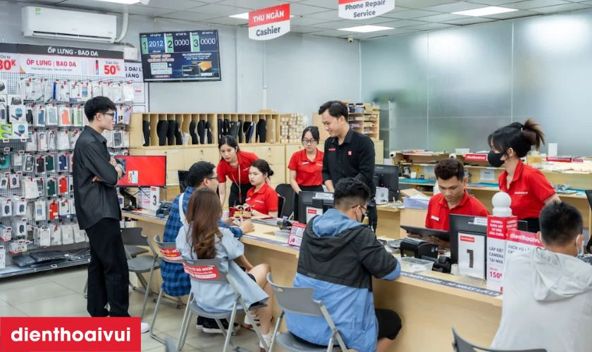 Địa chỉ thay pin iPhone 14 Pro Max dung lượng si&ecirc;u cao ch&iacute;nh h&atilde;ng GENA ở đ&acirc;u uy t&iacute;n, lấy liền lại TPHCM v&agrave; H&agrave; Nội