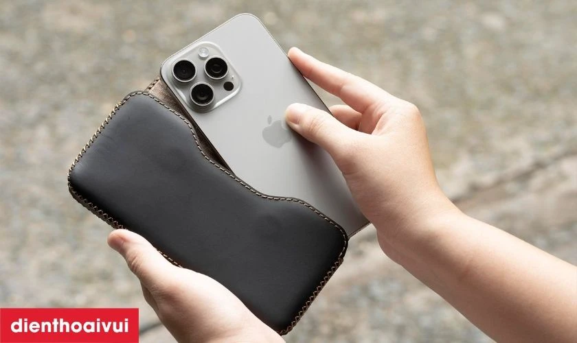 Mẹo sử dụng iPhone 15 Pro Max bền, l&acirc;u hư pin