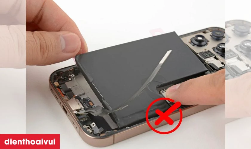 Có nên tự thay pin iPhone 16 Pro tại nhà