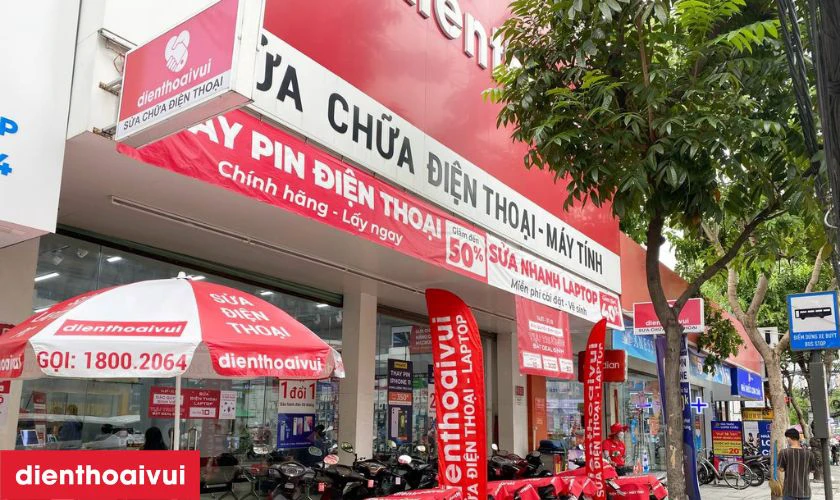 Địa chỉ thay pin iPhone 16 Pro chính hãng Pisen ở đâu uy tín, lấy liền tại TPHCM và Hà Nội?