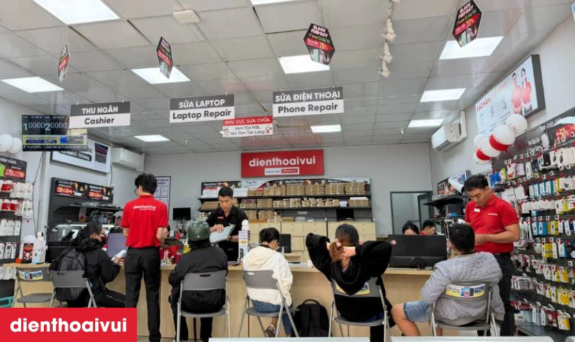 Dịch vụ thay pin iPhone 16 Pro Max ch&iacute;nh h&atilde;ng GENA lấy liền tại Điện Thoại Vui