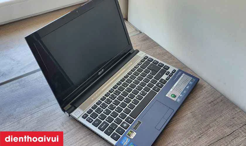 Lưu &yacute; khi thay pin laptop Acer Timelinex 3830TG