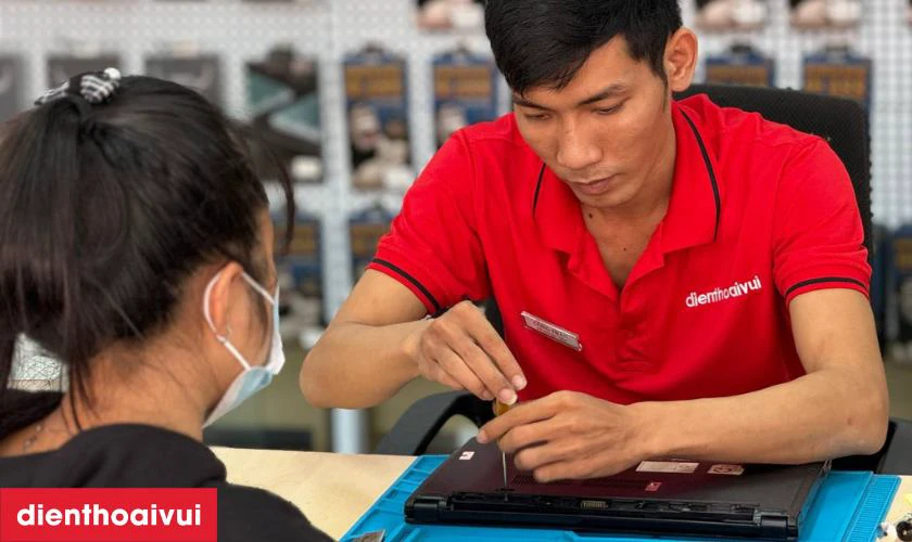 Thay pin laptop Dell Alienware 15 R4 đến ngay Điện Thoại Vui