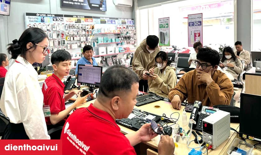 Thay pin laptop Dell Alienware 17 R1 tại Điện Thoại Vui