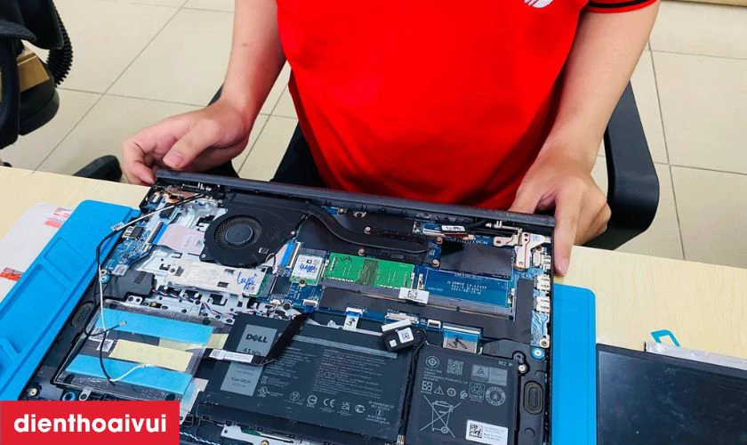 Quy trình thay pin laptop DELL G3 15 3579