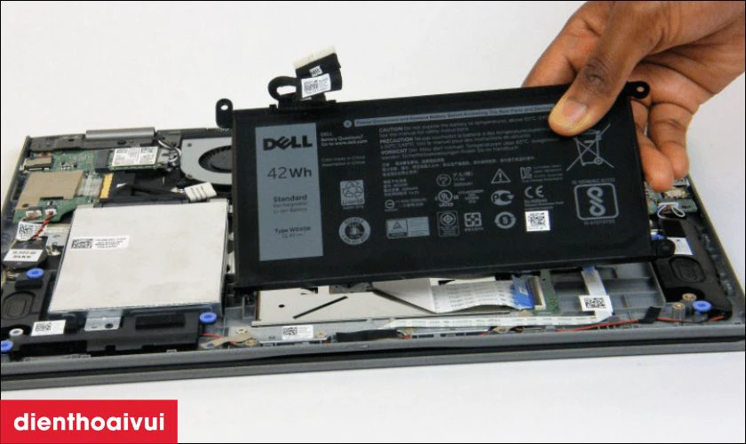 C&aacute;ch kiểm tra pin laptop Dell Inspiron 7370 ch&iacute;nh h&atilde;ng
