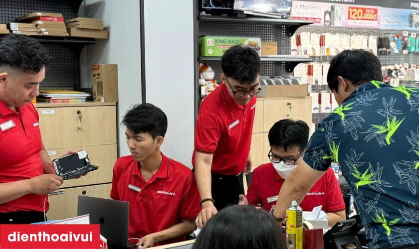 Điện Thoại Vui c&oacute; ch&iacute;nh s&aacute;ch bảo h&agrave;nh l&ecirc;n đến 6 th&aacute;ng