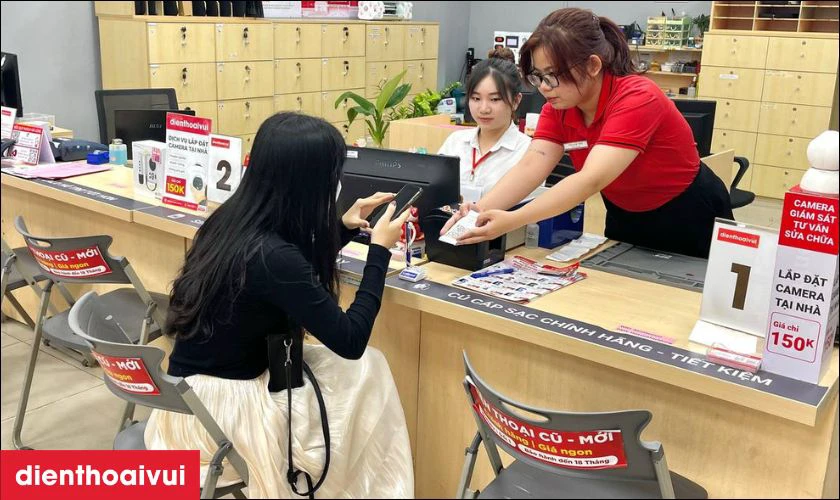 Bảo h&agrave;nh v&agrave; thanh to&aacute;n chi ph&iacute;