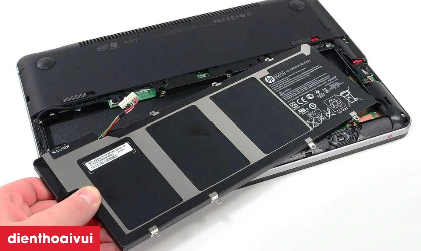 Thay pin laptop HP tại nh&agrave;