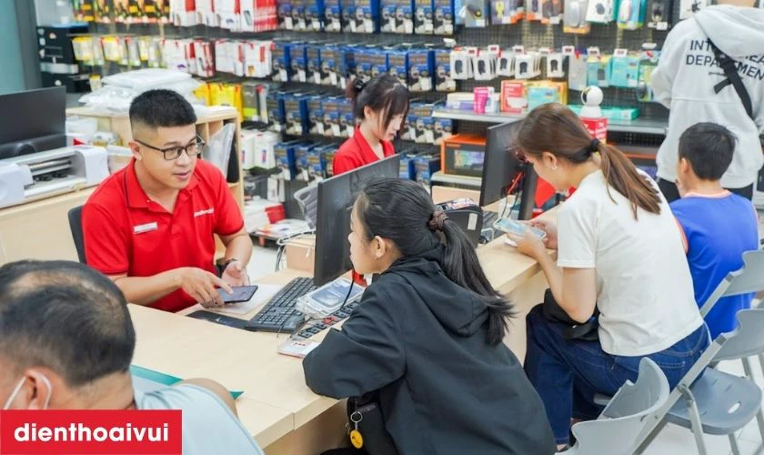 Quy trình thay pin laptop HP nhanh chóng, lấy liền tại Điện Thoại Vui