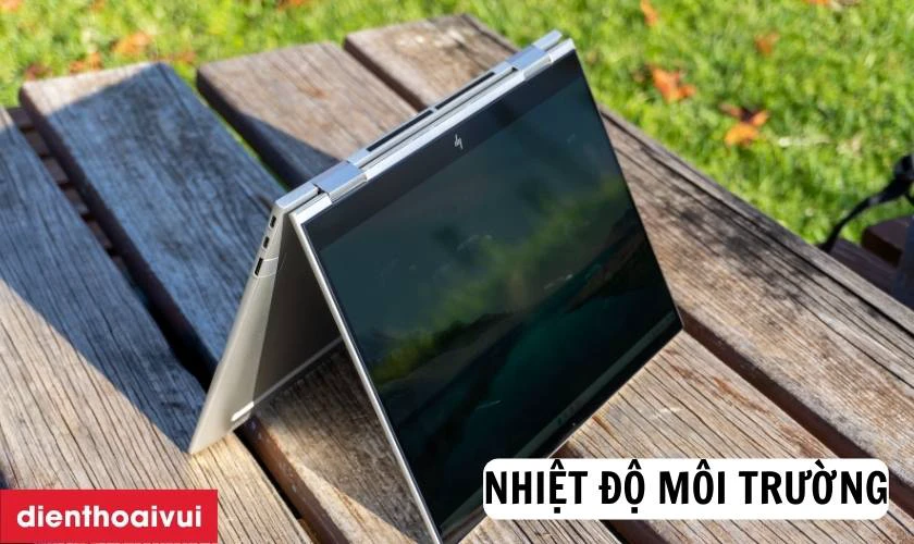 Thay pin laptop HP ch&iacute;nh h&atilde;ng