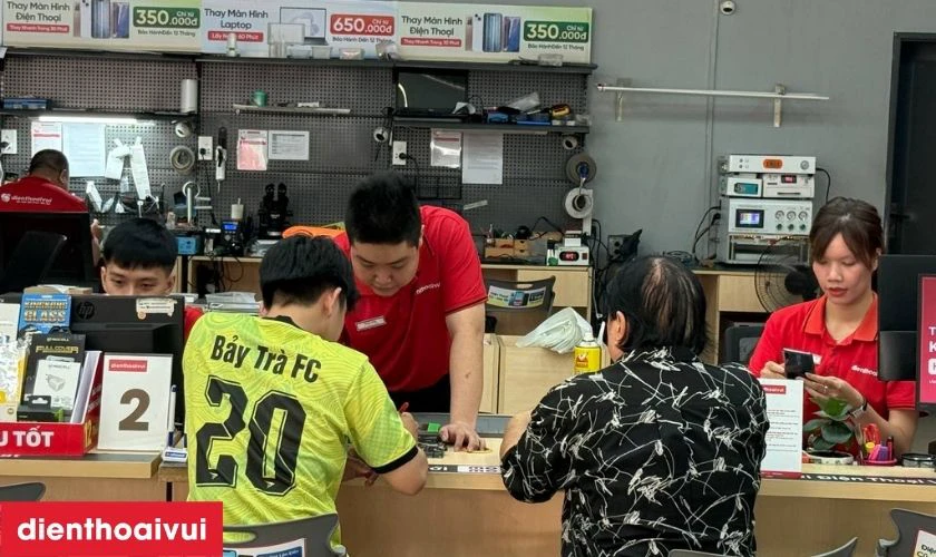 Quy trình thay pin laptop HP Pavilion 11-U lấy liền tại Điện Thoại Vui