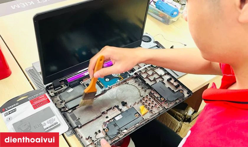 Thay pin laptop Hp Pavilion 14 Ck0068Tu đến ngay Điện Thoại Vui