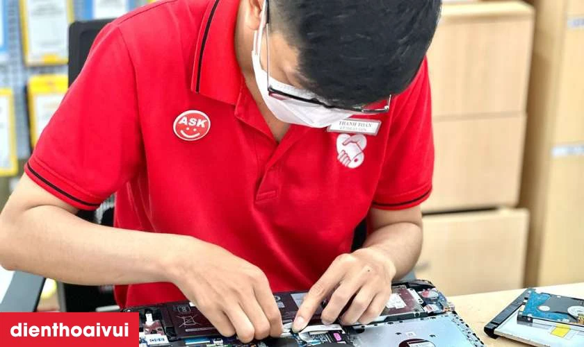 Quy trình thay pin laptop HP ProBook 8440P nhanh chóng