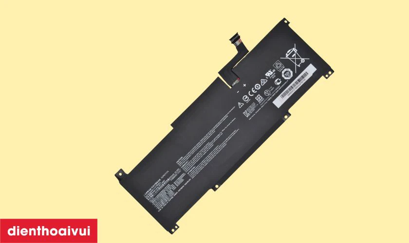 Thay pin laptop MSI ch&iacute;nh h&atilde;ng