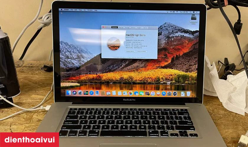 Một số dấu hiệu cần thay pin Macbook Pro 2011