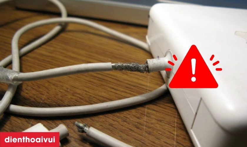 Nguyên nhân gây hư, chai pin Macbook Pro 2017