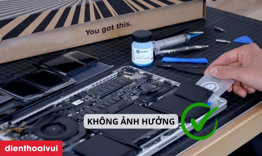 Thay pin có làm ảnh hưởng gì tới MacBook không?