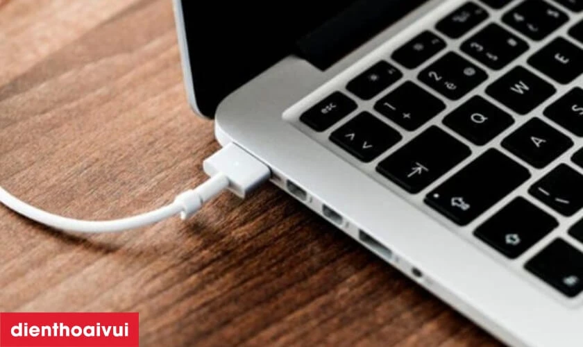C&aacute;ch bảo quản pin MacBook sau thay