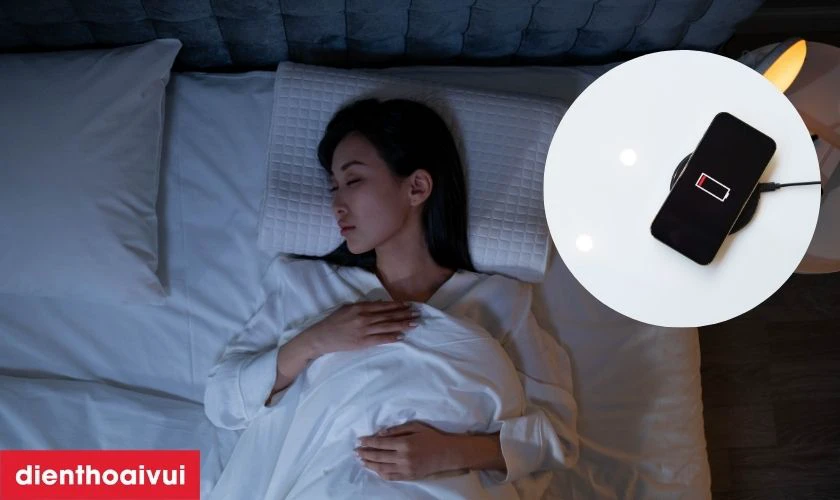 Để sạc pin qua đ&ecirc;m dễ khiến pin chai nhanh