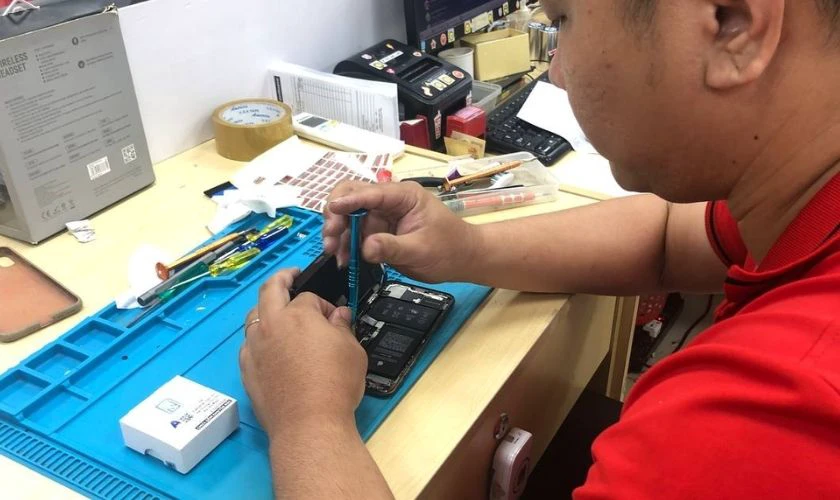 Quy trình thay pin Nubia quận Hoàn Kiếm tại Điện Thoại Vui