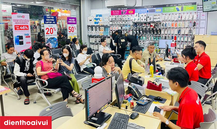 Cửa h&agrave;ng thay pin OnePlus 10 Pro ở đ&acirc;u uy t&iacute;n, lấy liền tại TPHCM v&agrave; H&agrave; Nội