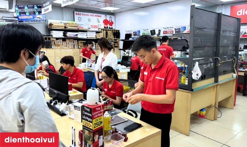 Thay pin OPPO A3 chính hãng, giá rẻ tại Điện Thoại Vui
