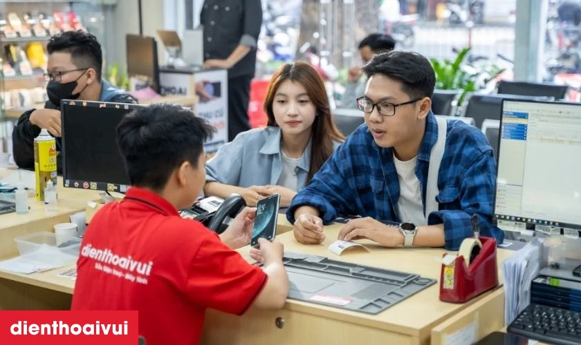 Cần lưu &yacute; g&igrave; khi thay pin OPPO A5S