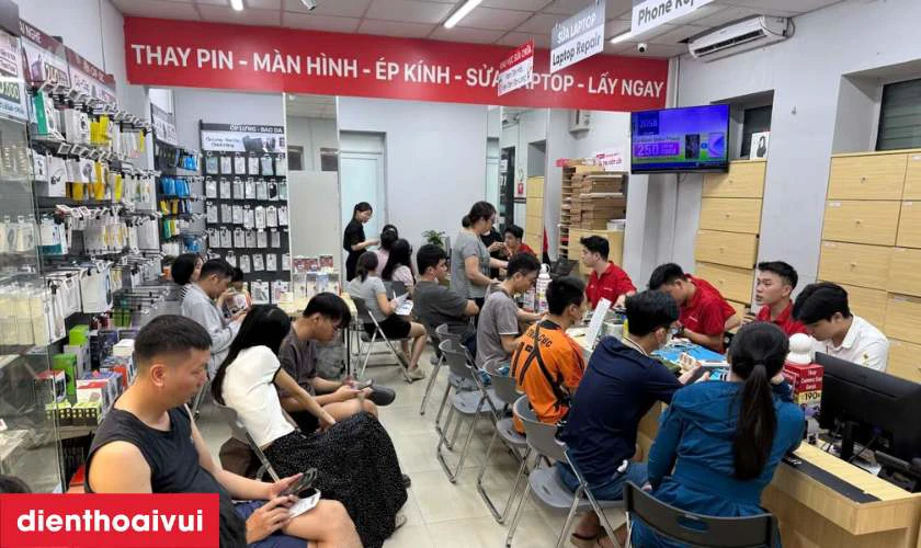 V&igrave; sao n&ecirc;n thay pin Oppo A5s dung lượng cao Vmas tại Điện Thoại Vui