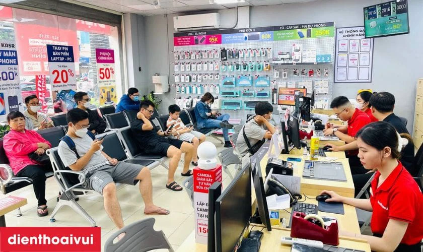 Kỹ thuật vi&ecirc;n tại Điện Thoại Vui gi&agrave;u kinh nghiệm