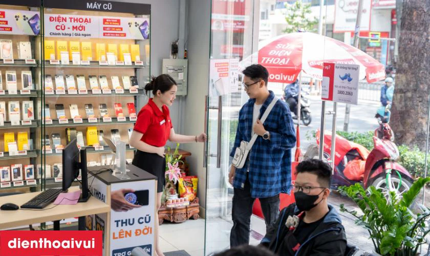 Tiếp nhận điện thoại gặp vấn đề về pin