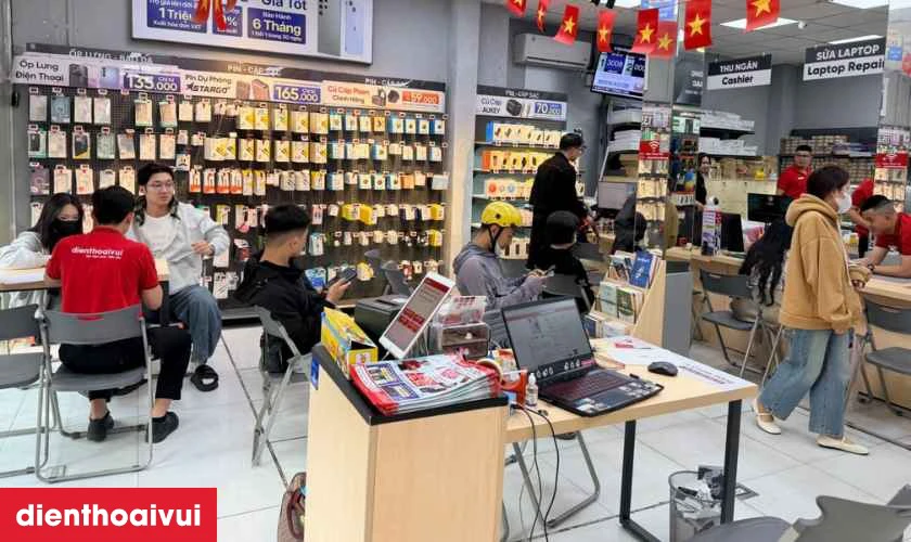Thay pin OPPO F5 ở đ&acirc;u uy t&iacute;n