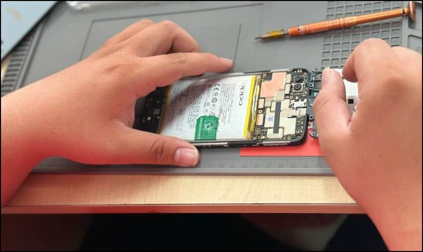 Có nên thay pin OPPO tại Điện Thoại Vui quận 7 không?