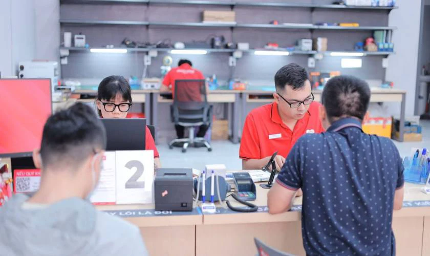 Tại sao nên chọn thay pin OPPO tại Điện Thoại Vui quận Thanh Xuân?