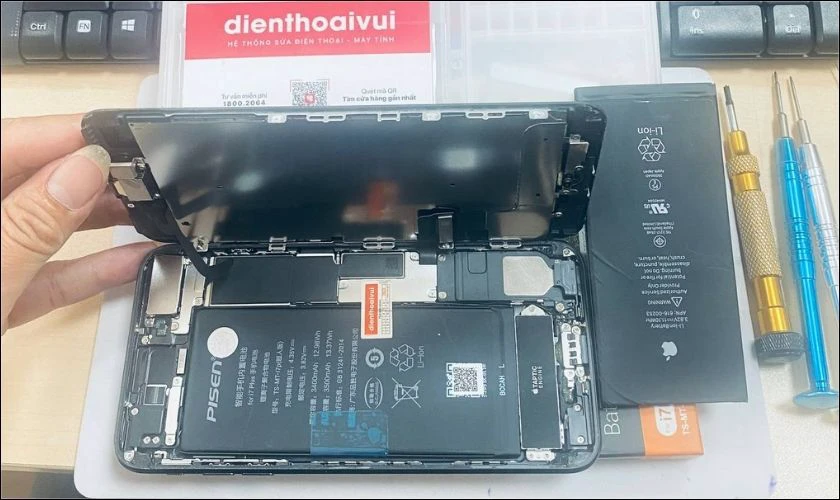 Dịch vụ thay pin OPPO uy tín, giá rẻ tại Điện Thoại Vui quận Thủ Đức