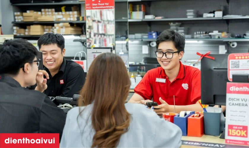 Quy tr&igrave;nh thay pin Realme C2 chuy&ecirc;n nghiệp lấy liền tại Điện Thoại Vui