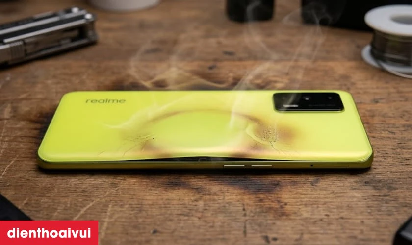 Dấu hiệu cần thay pin Realme