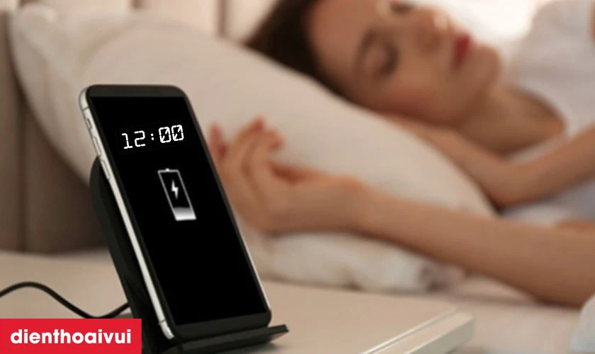 Sử dụng kh&ocirc;ng đ&uacute;ng c&aacute;ch l&agrave; nguy&ecirc;n nh&acirc;n m&aacute;y bị chai pin