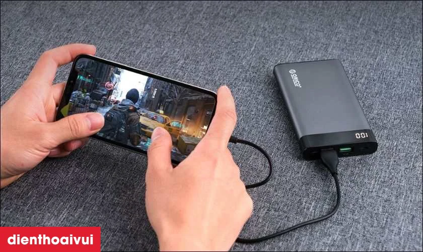 Sử dụng pin kh&ocirc;ng đ&uacute;ng c&aacute;ch l&agrave;m giảm tuổi thọ, tăng nguy cơ hư hỏng
