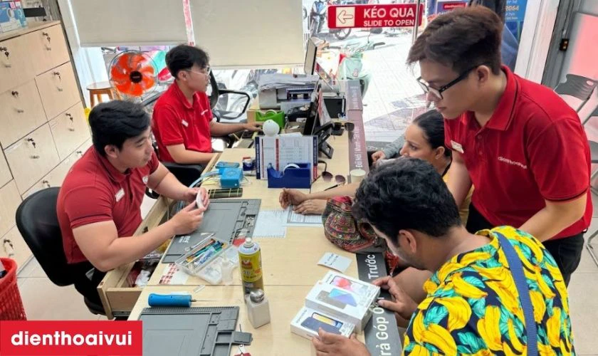 Vì sao nên pin Samsung Galaxy A02 dung lượng cao Vmas tại Điện Thoại Vui?