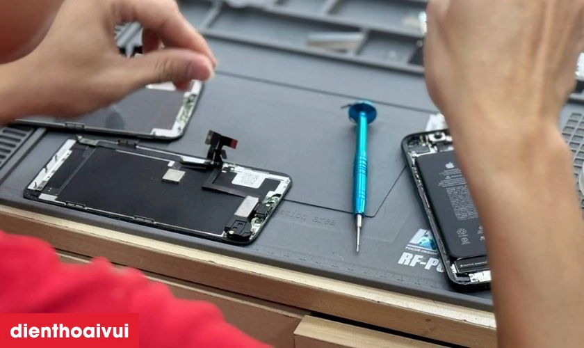 Điện Thoại Vui - Địa chỉ thay pin Samsung A14 uy t&iacute;n, gi&aacute; tốt