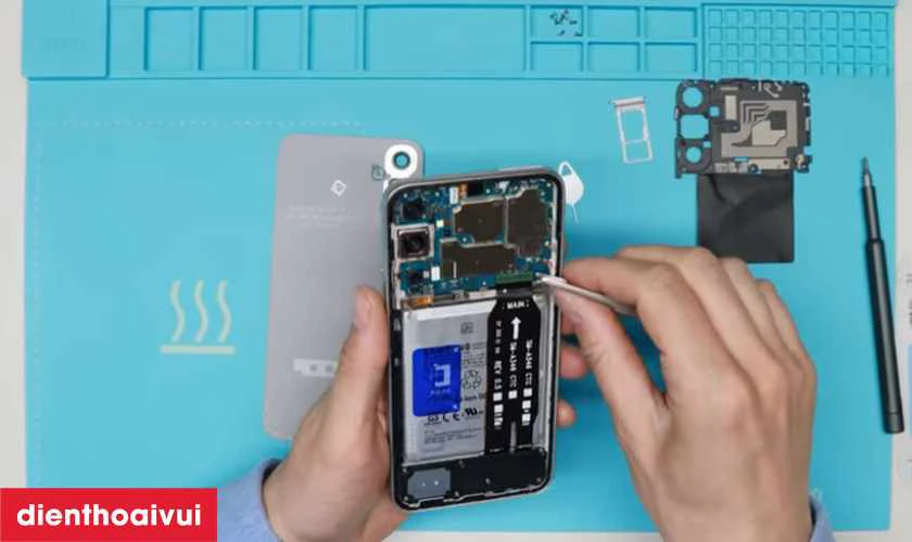Những lưu ý khi thay pin Samsung Galaxy A34 5G chính hãng Deji?