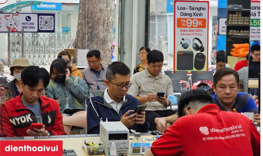 Thay pin Samsung chính hãng Deji ở đâu uy tín, lấy liền lại TPHCM và Hà Nội