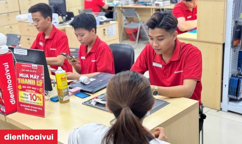 Địa chỉ thay pin uy t&iacute;n
