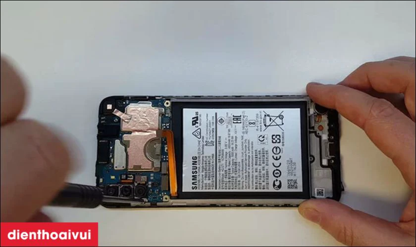 Sự l&atilde;o h&oacute;a của pin Samsung M62