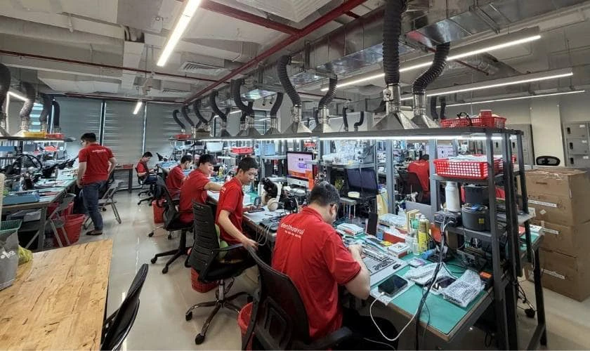 Tiêu chí lựa chọn địa chỉ thay pin Tecno quận Hoàn Kiếm