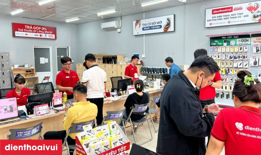 Địa chỉ thay pin Vivo U10 gi&aacute; tốt Điện Thoại Vui