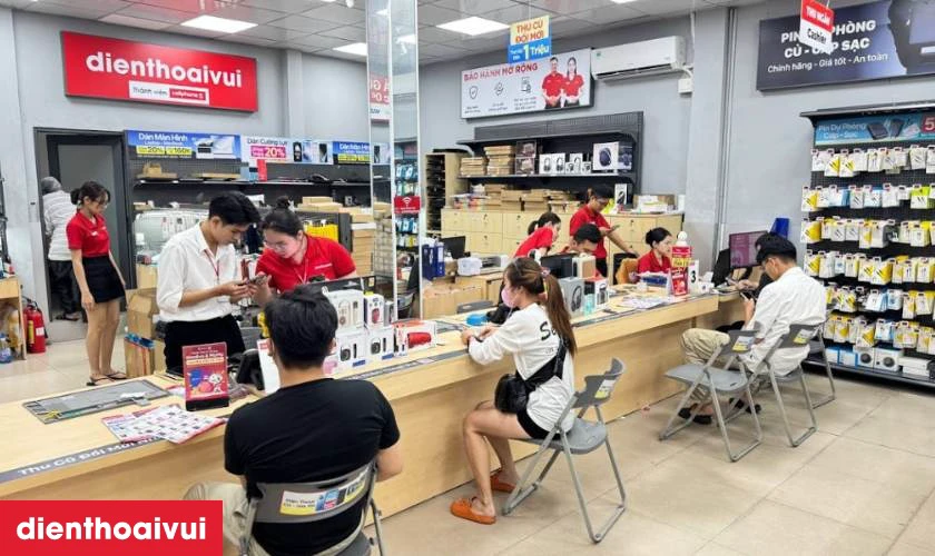 Thay pin Vivo Y28 chính hãng, giá rẻ tại Điện Thoại Vui