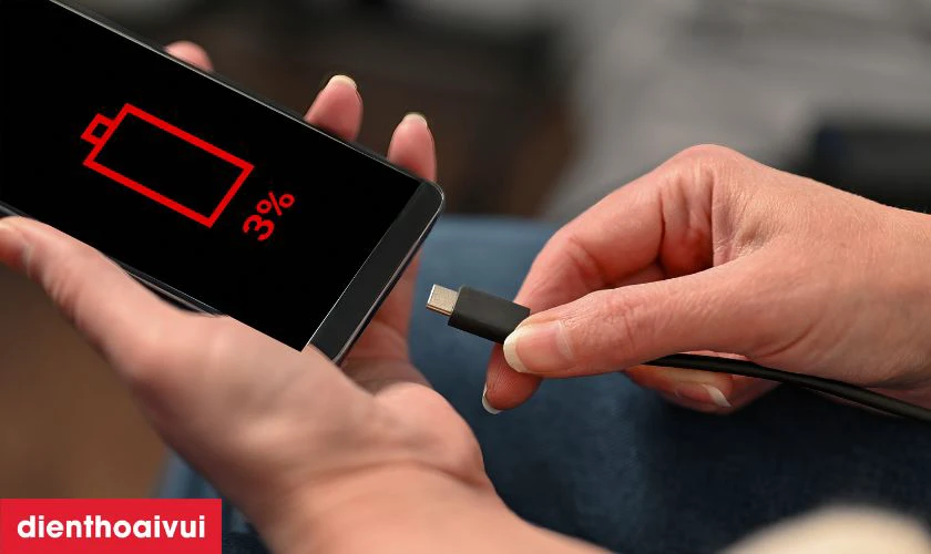 Sạc pin VIVO Y33s qu&aacute; mức hoặc kh&ocirc;ng đ&uacute;ng c&aacute;ch